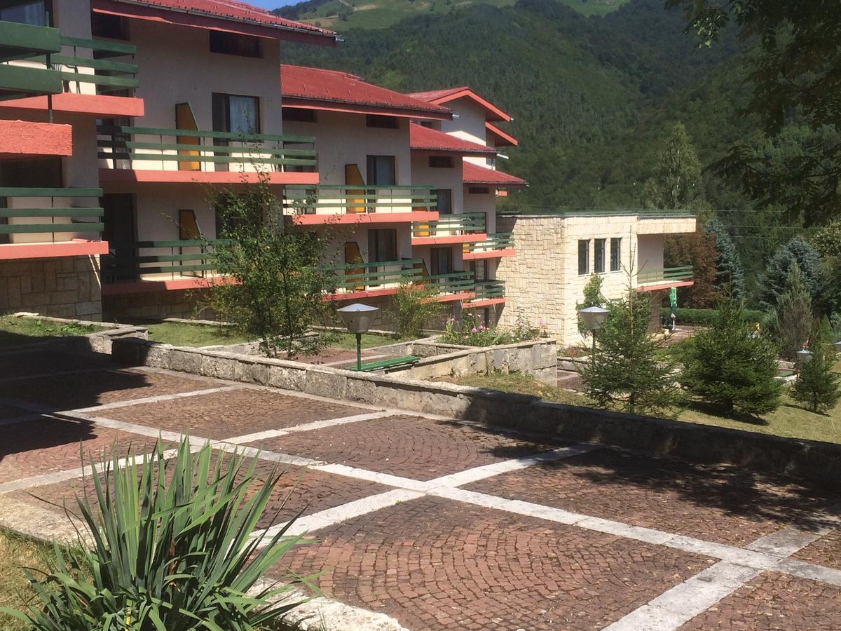 Park Hotel Ribaritsa Extérieur photo
