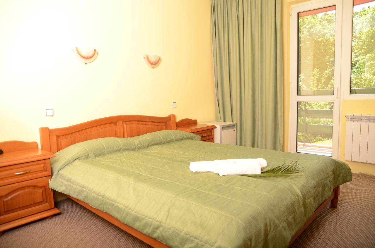 Park Hotel Ribaritsa Extérieur photo
