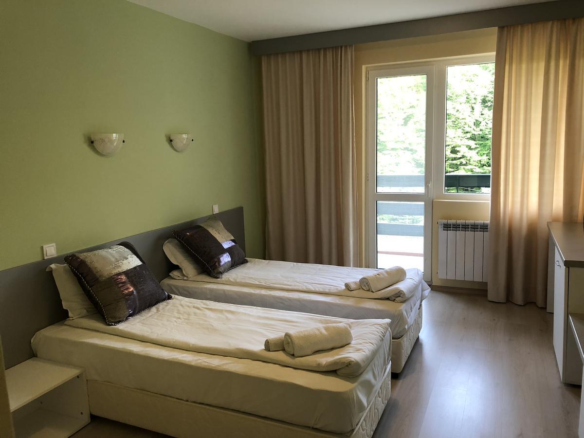 Park Hotel Ribaritsa Extérieur photo